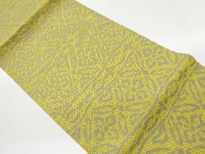 横段に七宝模様織出し名古屋帯